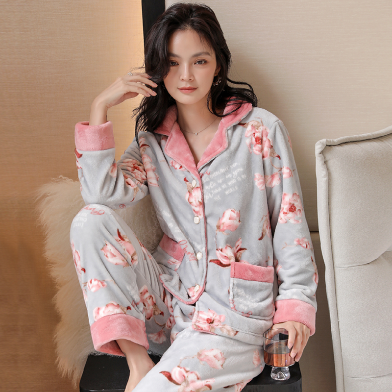 睡衣女秋冬季绒女款爆款2022新款加厚法兰绒家居服的套装