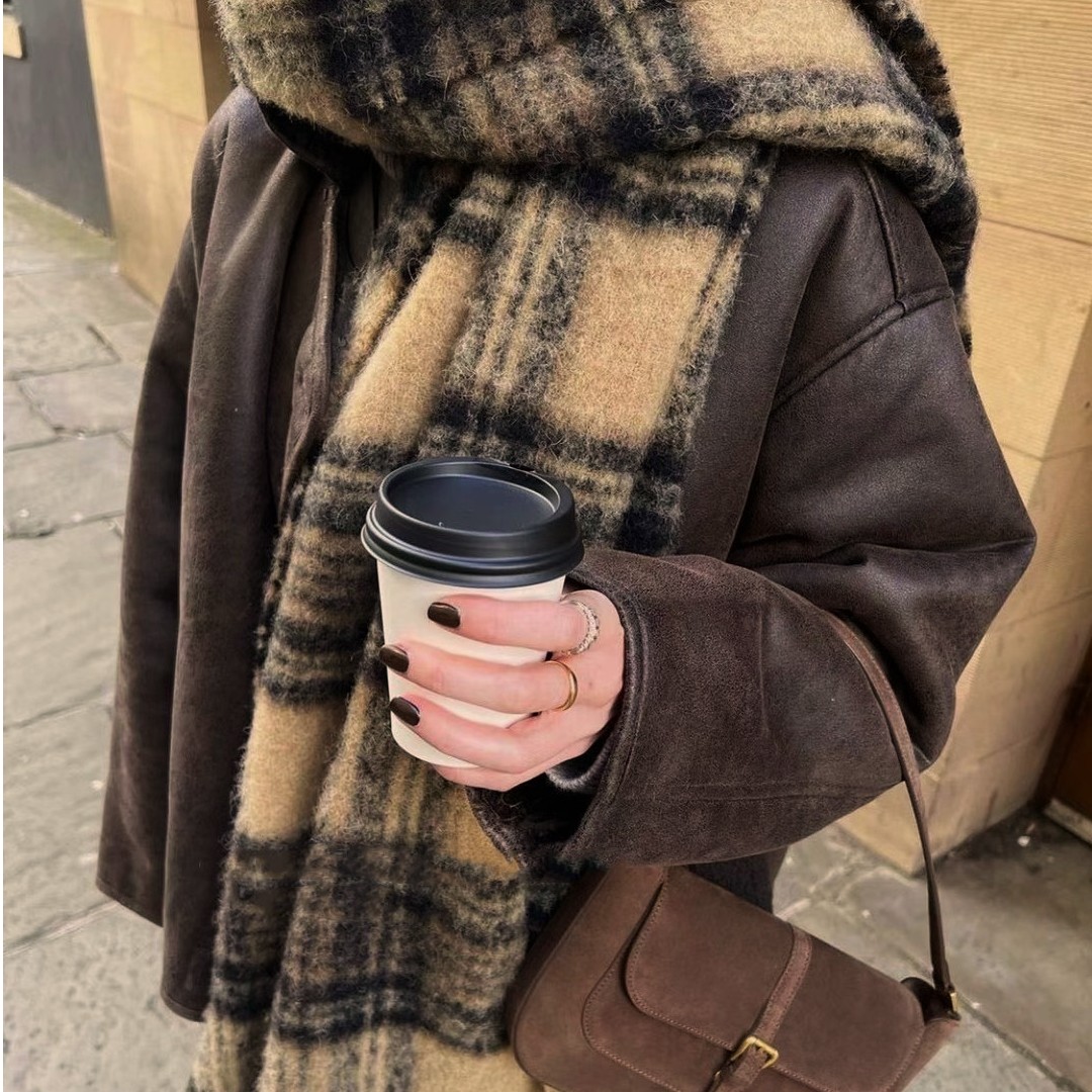 2023新款浅色美拉德围巾