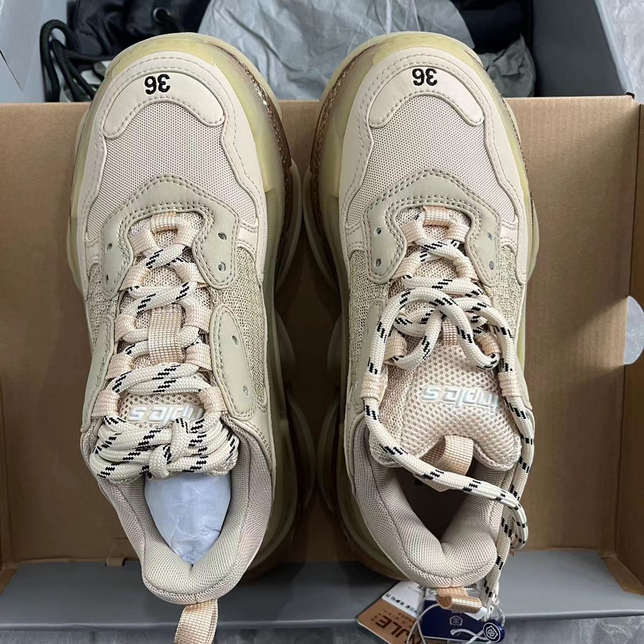 95新 Balenciaga/巴黎世家 安洁利严选老爹鞋/XK0103893