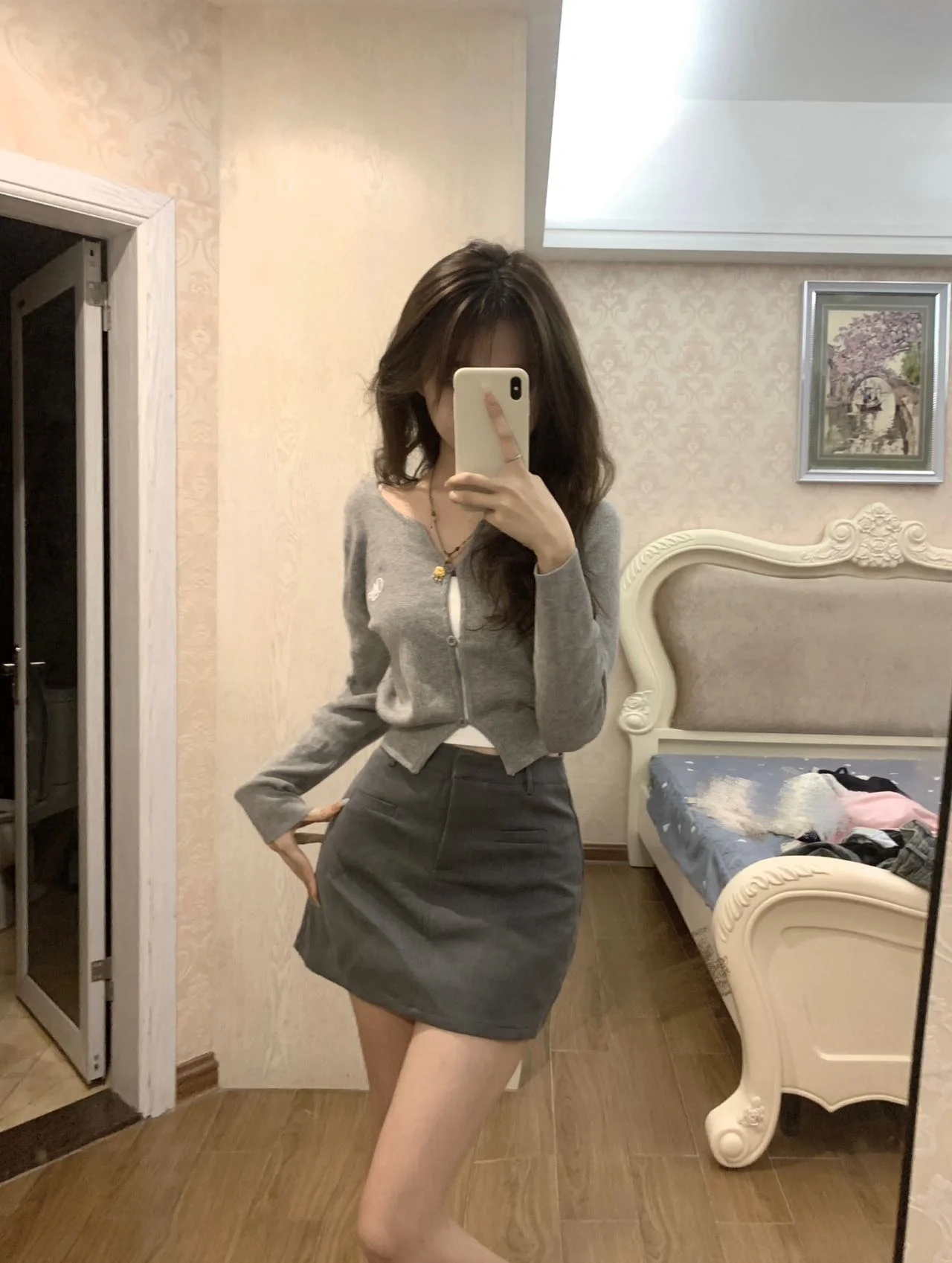 九亿~甜美学妹/韩系学院风修身V领针织开衫+高腰西装包臀短裙套装