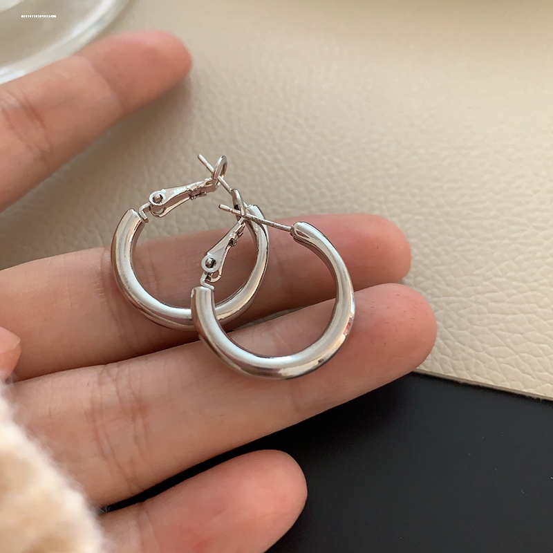 百搭简约C字耳环潮显白个性小众新款气质精致设计时尚网红轻奢女