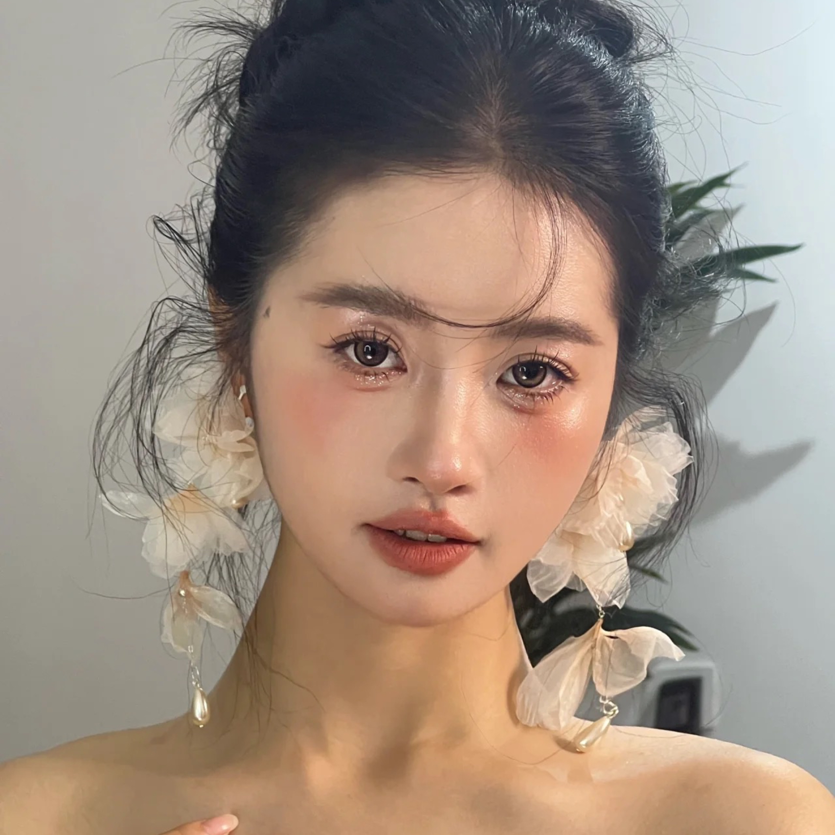 合金布艺耳饰 南一婚饰新款欧根纱花朵串珠轻纱新娘耳夹耳饰
