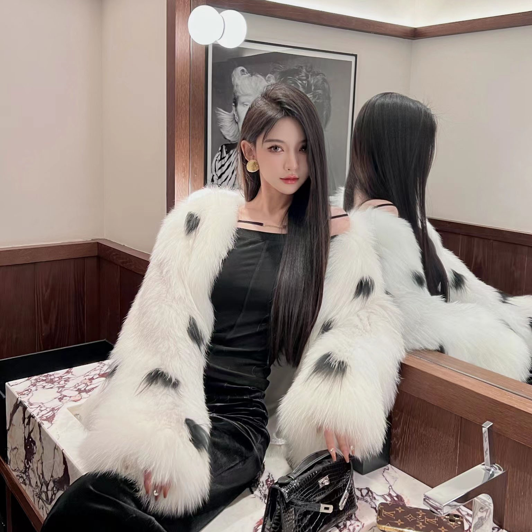 FBB limit新款温柔气质进口一字狐拼大理石狐编织外套女D223804P