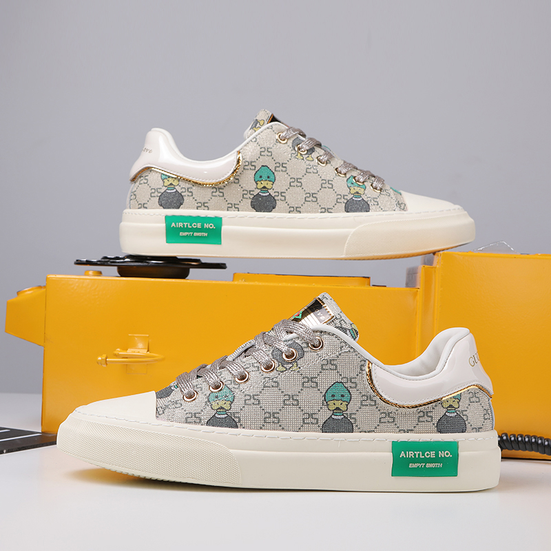 冬季时尚小绿鸭联名款潮鞋板鞋百搭透气低帮轻奢印花潮流男士