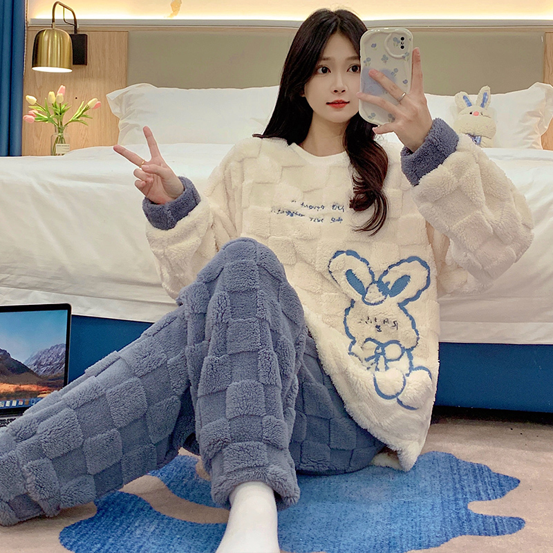 兔子睡衣女秋冬珊瑚绒长袖可爱卡通法兰绒加厚加绒女士家居服套装
