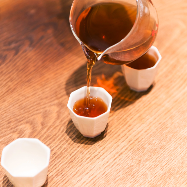 2013年易武古树熟茶357g十年陈云南普洱茶熟茶宫廷普洱