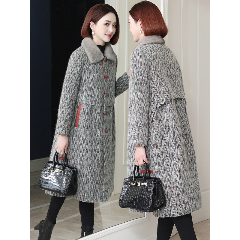 2023冬季新款水貂毛领粗花呢羊毛大衣羽绒服女妈妈毛呢外套
