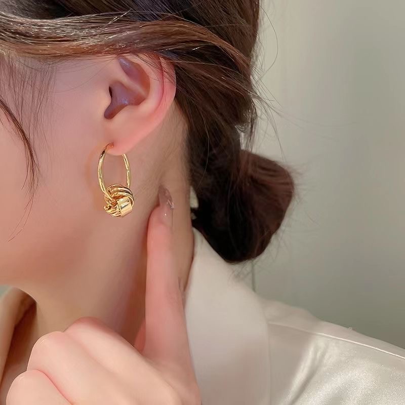茜格格 铜合金耳饰 【S72号】气质轻奢时尚复古精致百搭耳环E658
