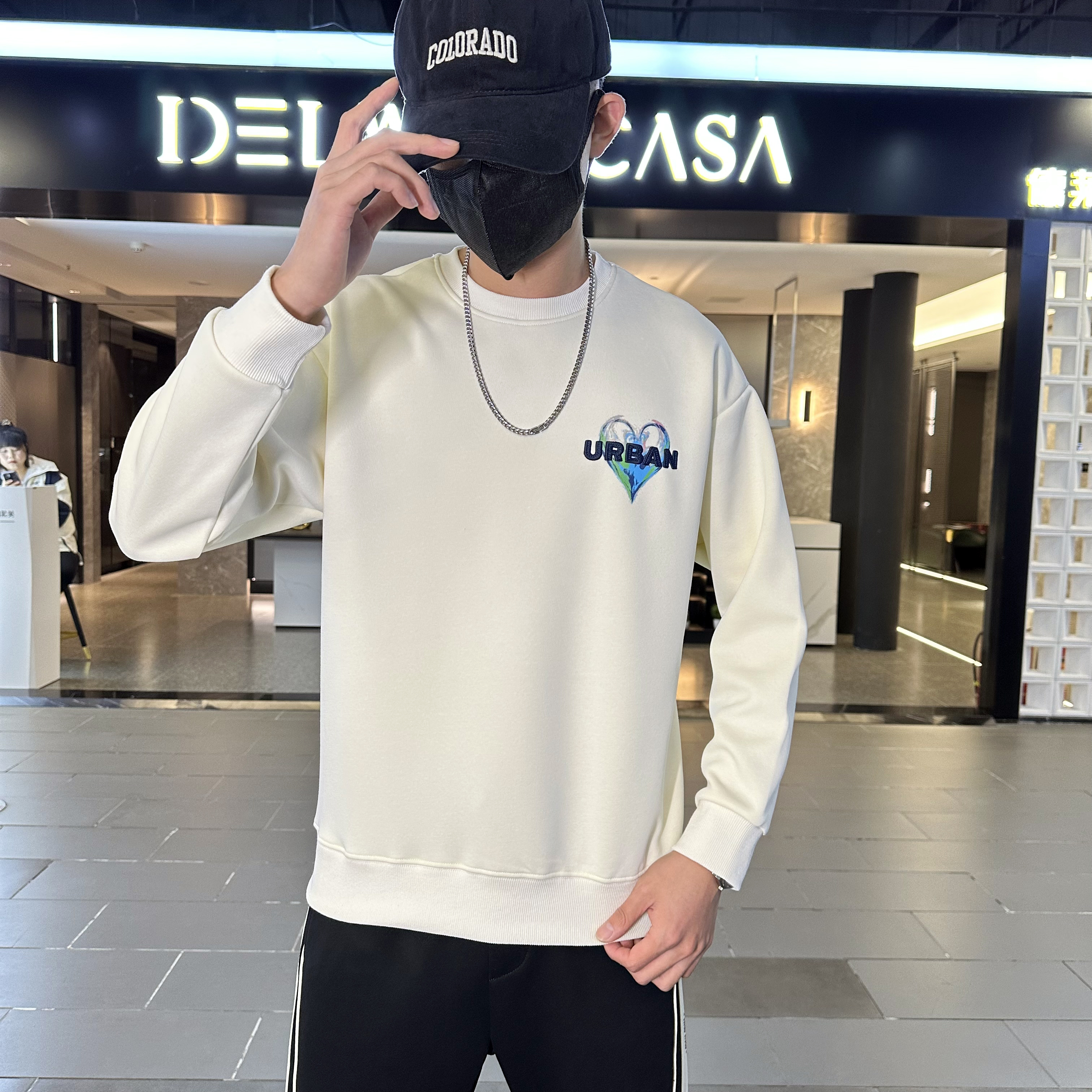 时尚刺绣卫衣百搭圆领T恤男长袖上衣秋冬季休闲宽松打底衫