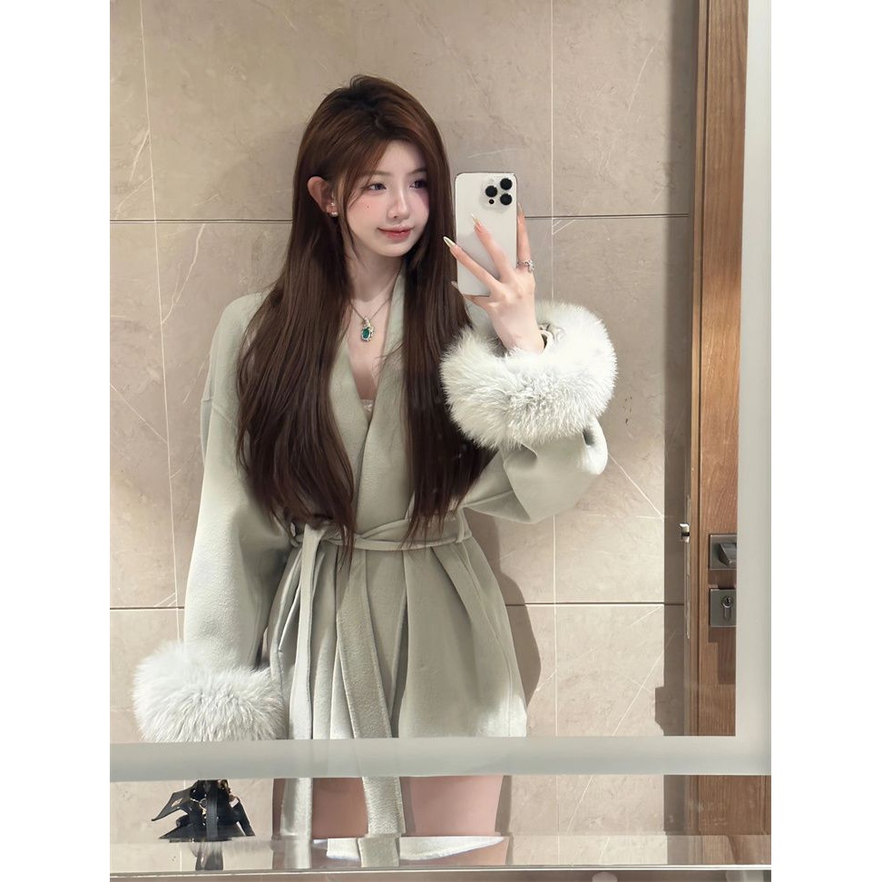 气质名媛重工设计感毛呢外套秋冬新款纯欲收腰中长款呢子大衣女