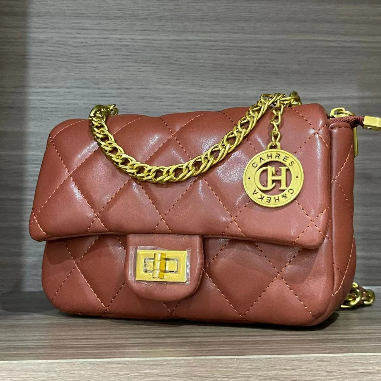 121-160新款女士斜挎包 时尚简约经典