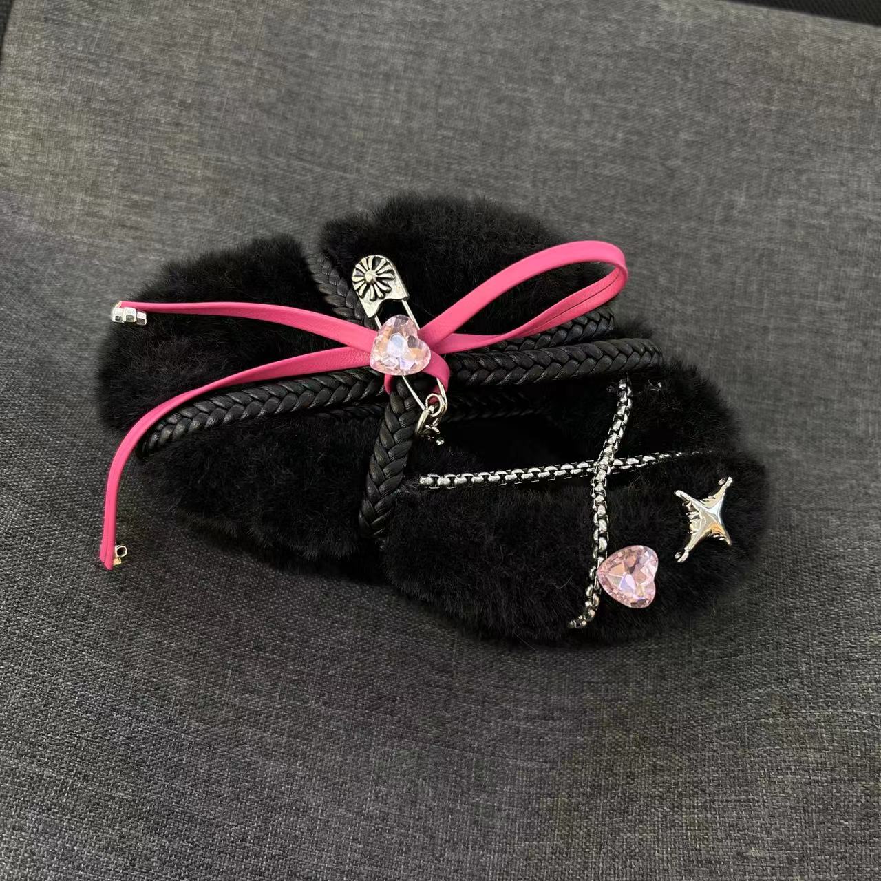 【K040】毛毡黑棕云朵别针酷酷风抓夹轻奢甜酷ins风Y2K千禧少女抓夹