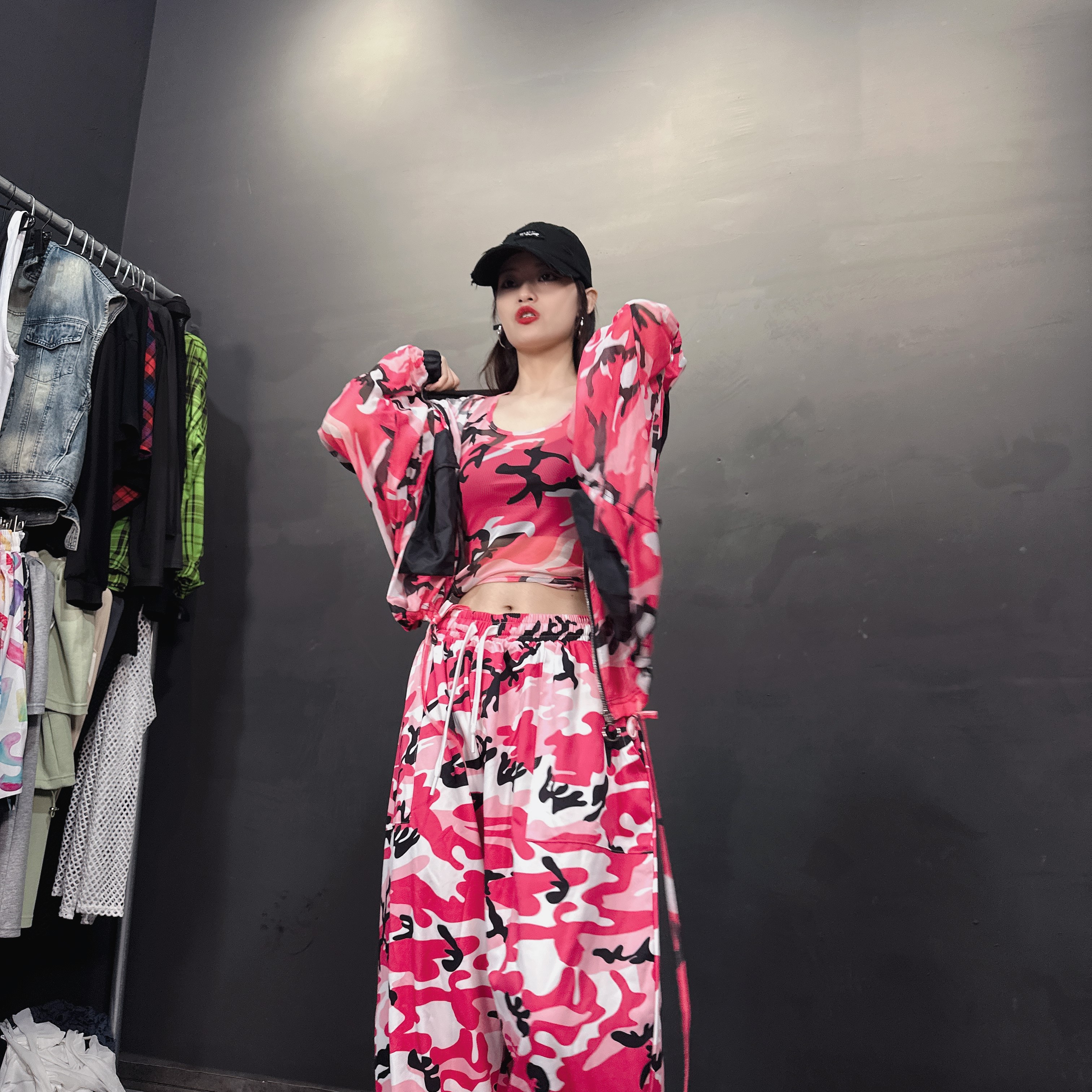 套装美式网纱防晒撞色嘻哈时尚休闲女士一整套套装印花连帽服装