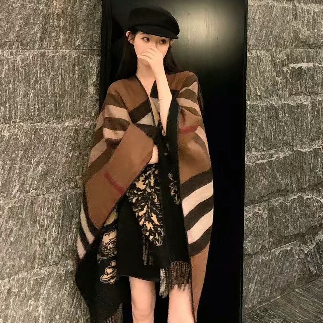 重磅秋冬新款战马大披肩高克重流苏披肩斗篷