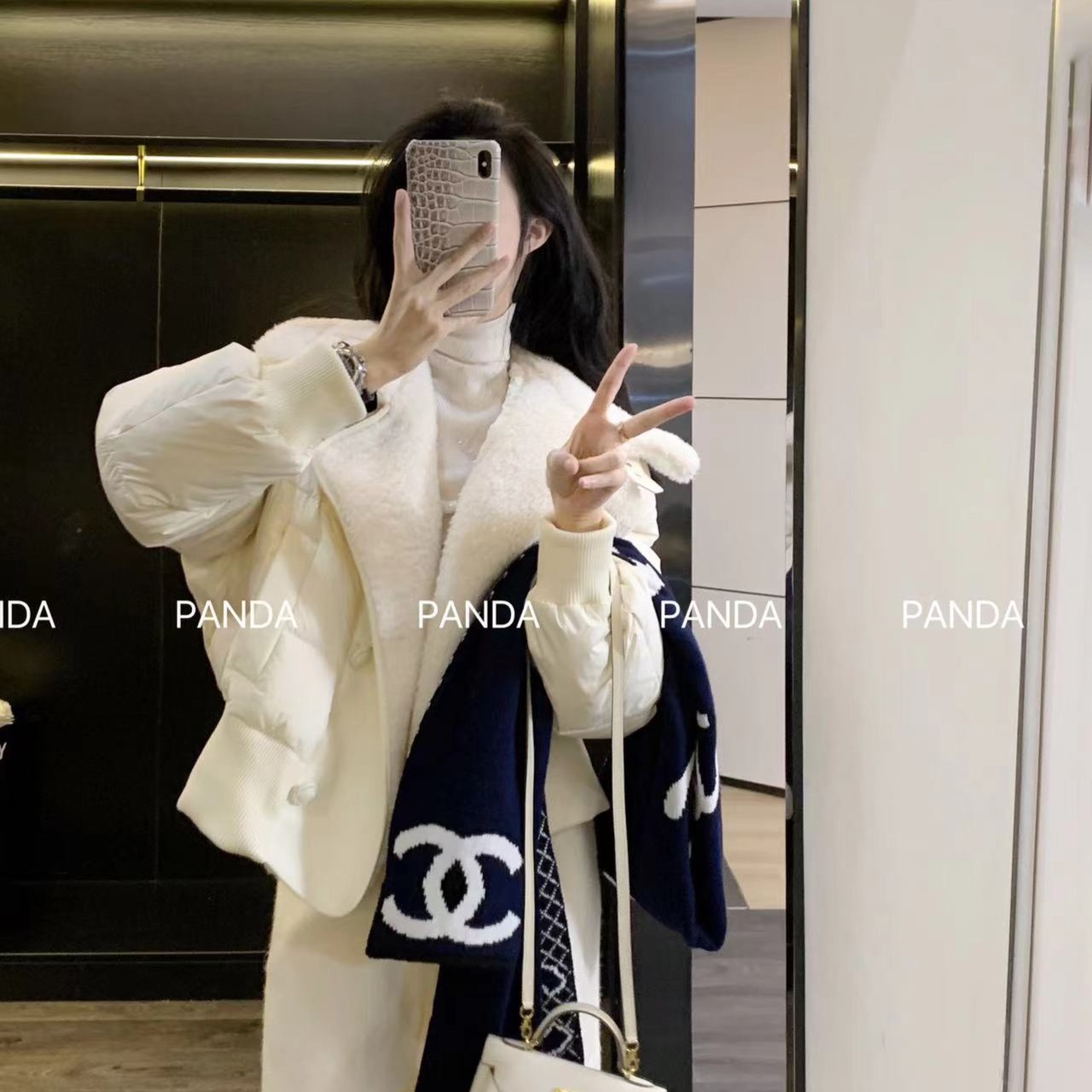 三木·冬季新款皮毛一体小香风羽绒服小个子时尚短款加厚机车服