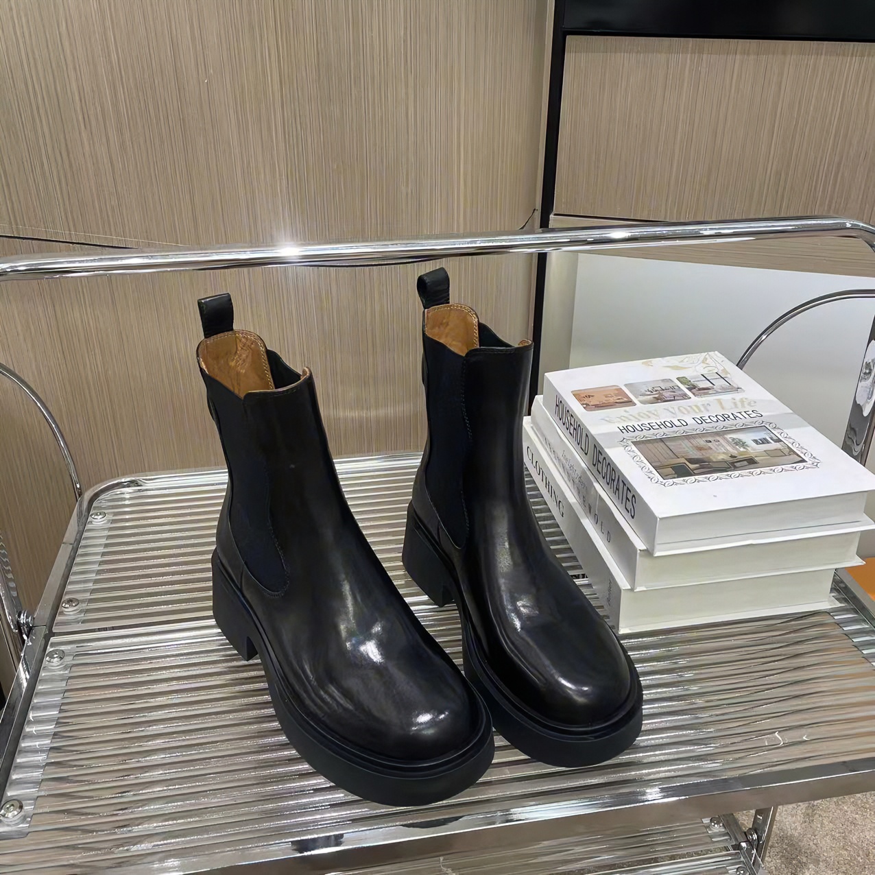 2023秋冬新款时尚英伦风简约圆头厚底增高气质真皮套筒短靴女9654