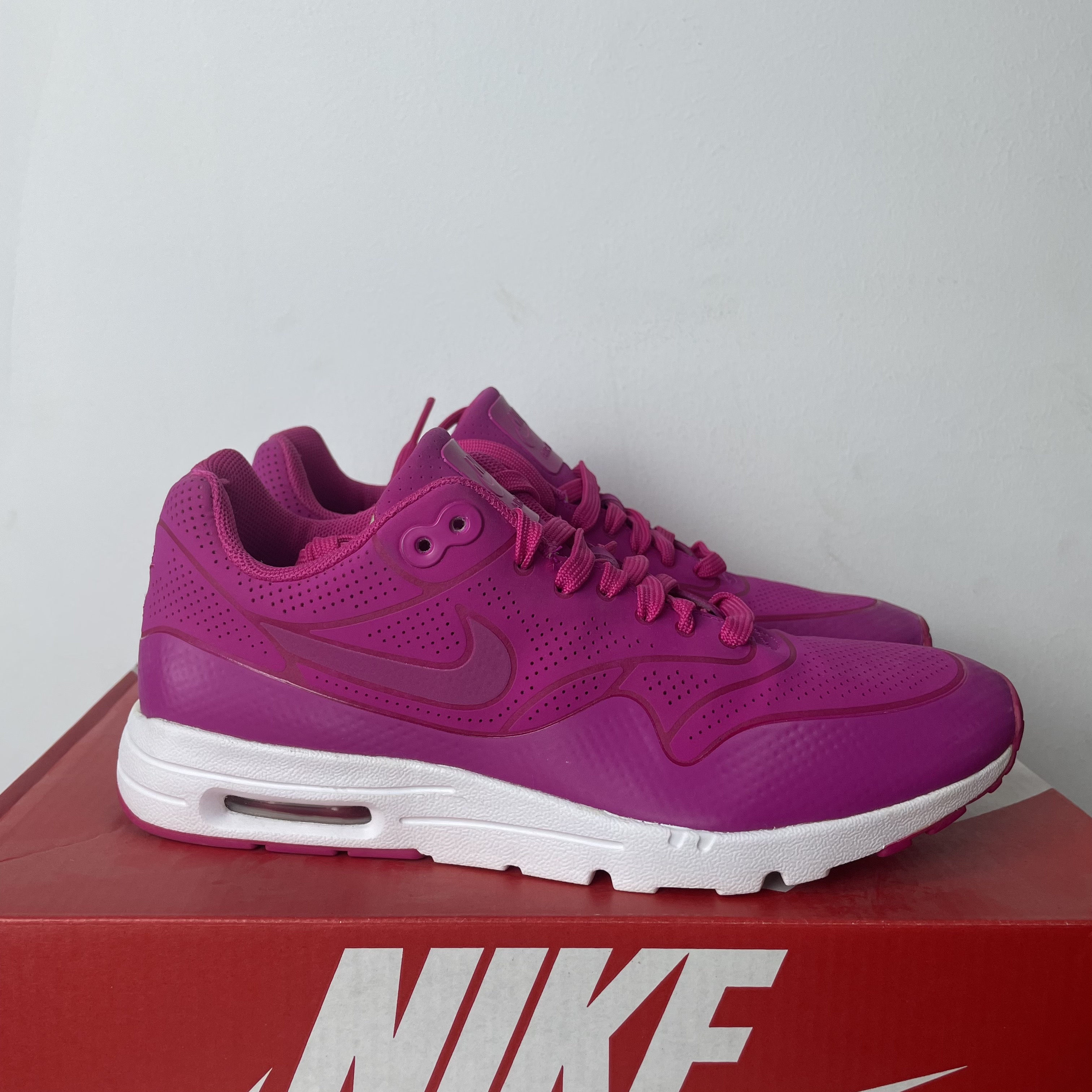 Nike/耐克 Air Max 1 ULTRA 低帮 气垫 跑步鞋 女款 724978-600