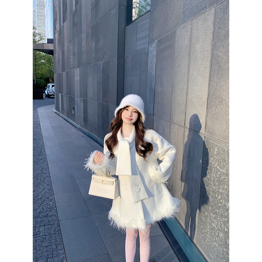 甜美小个子呢子大衣女秋冬季2023新款韩系高级感小众白色毛呢外套