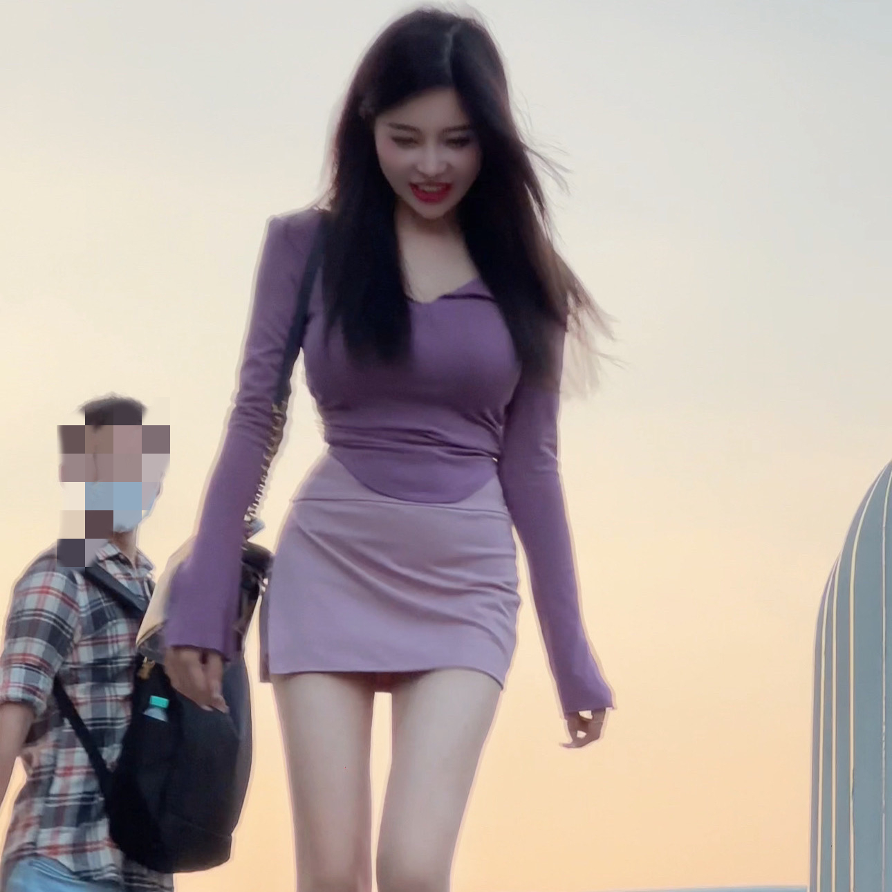 辣妹秋冬气质时尚显瘦长袖打底T恤纯色超短裤裙短裙女装潮