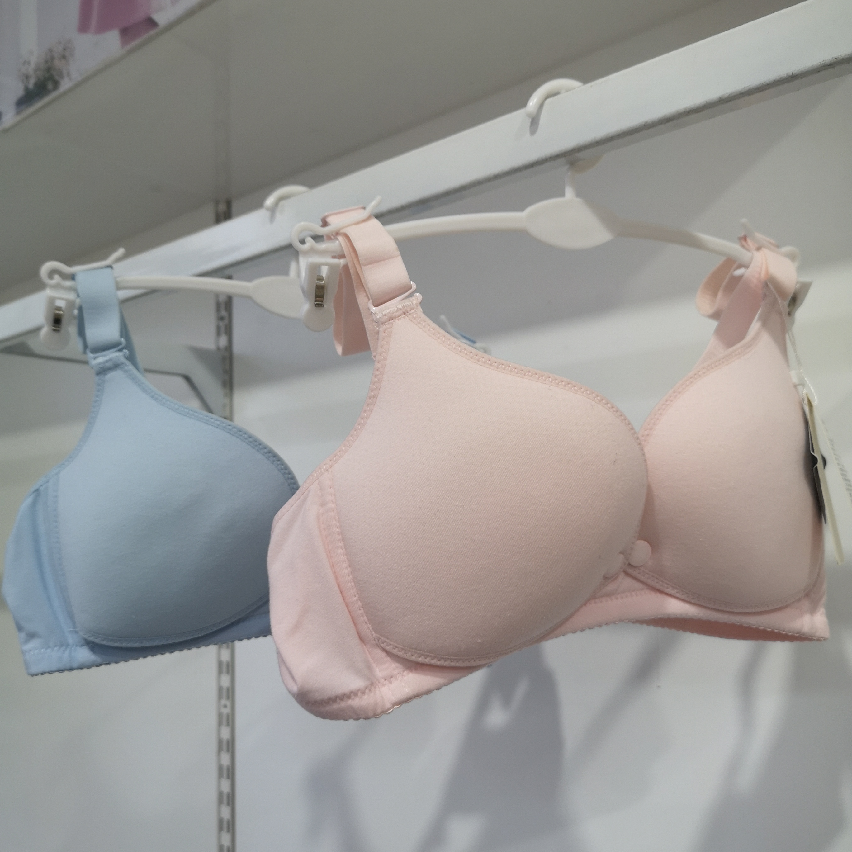 8219027孕妇前开口哺乳内衣纯色