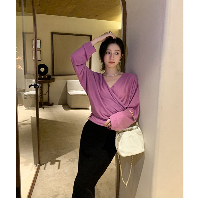 ADA MISS秋2023新款气质简约交叉v领绵羊毛针织衫宽松显瘦上衣女