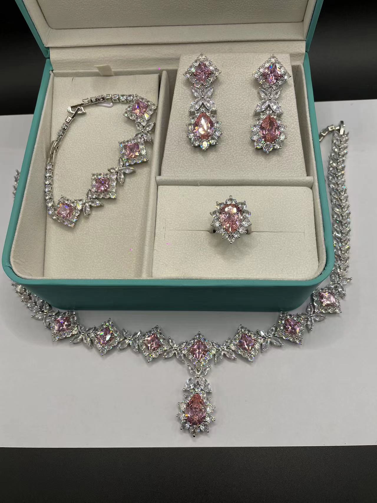 【金伯利的秘密】吊坠套装—H103