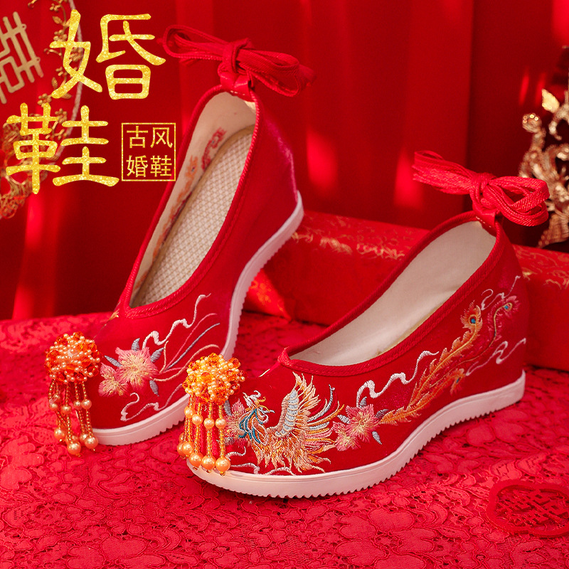 卓诗尼沿荐婚鞋秀禾鞋中式内增高布鞋红色新娘鞋平底绣花鞋古风女