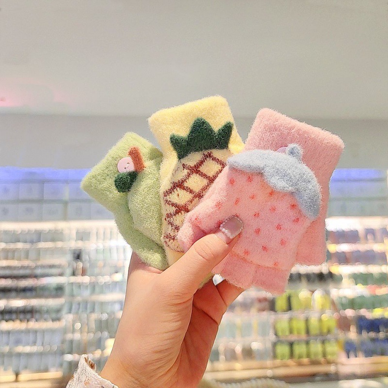 可爱儿童手套冬季保暖宝宝半指翻盖两用女孩小童写字五指草莓超萌