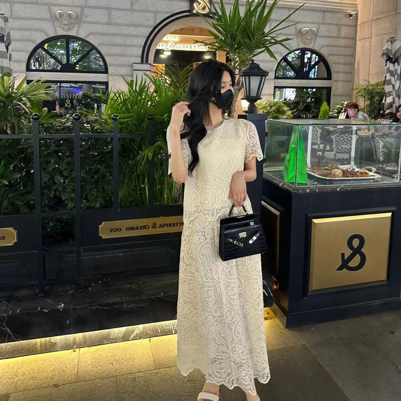 夏季新款法式气质显瘦蕾丝短袖上衣刺绣半身裙两件套女温柔套装裙