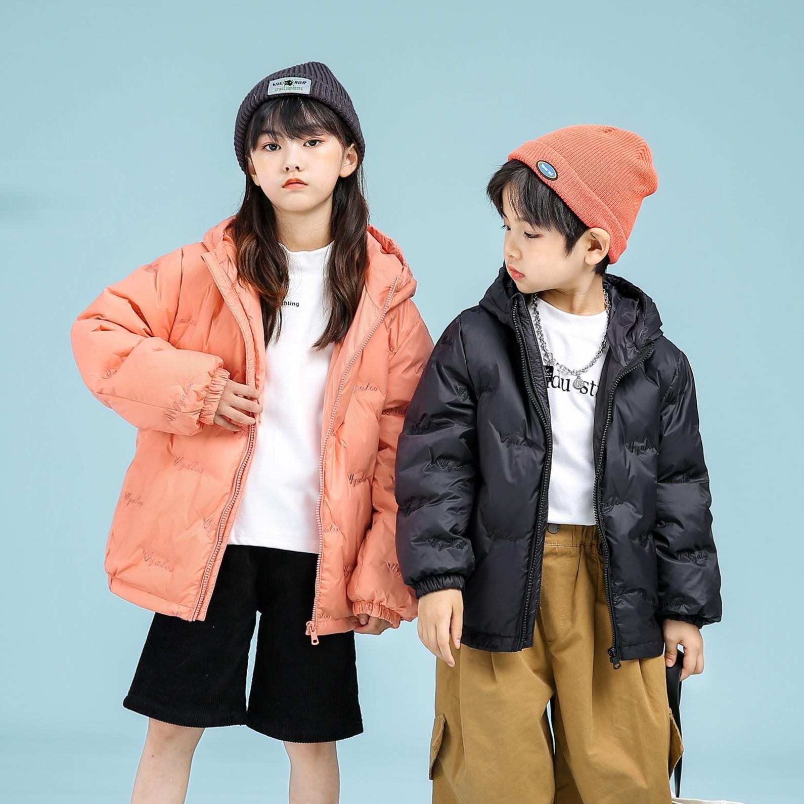 【品牌】雅鹿冬季新款儿童短款男女童刺绣连帽羽绒服Y1T06V01830