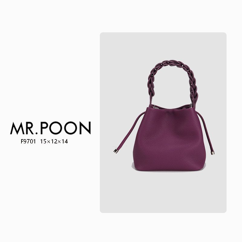 Mr.Poon/潘先生新款冬季斜跨包女士单肩包轻奢水桶包现货