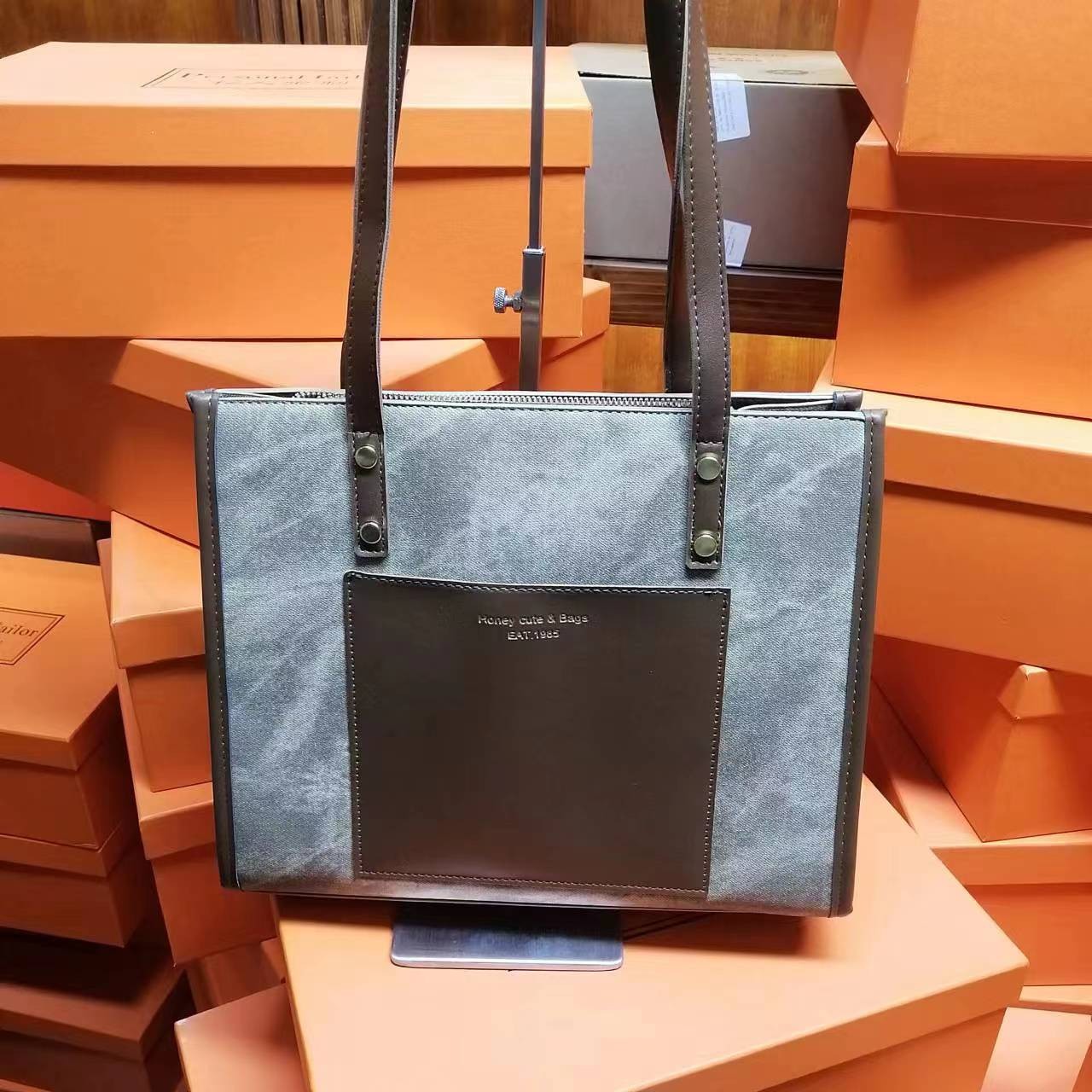 孤品 8731 棕色高品质女包  （限购一单）