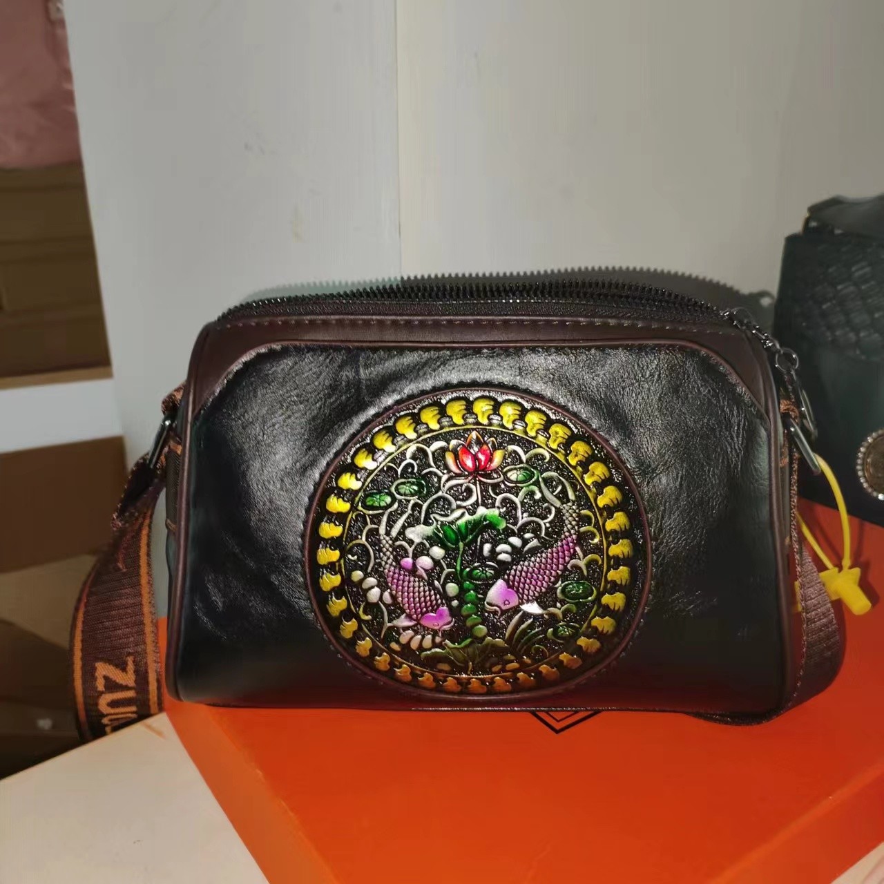 孤品5855 双鱼黑    高品质女包（限购一单）