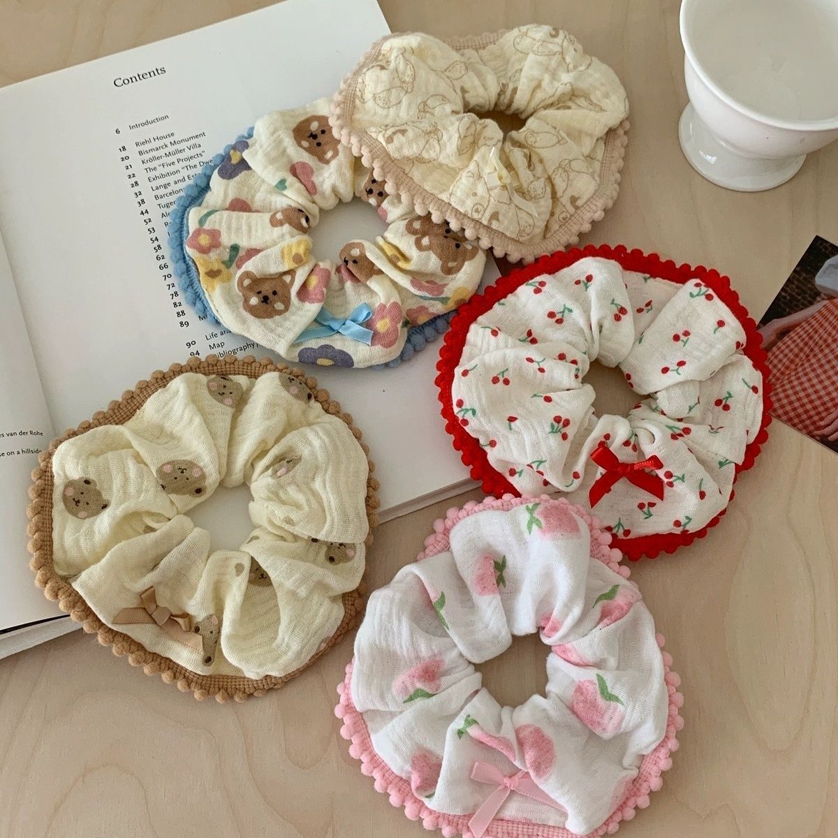 可爱居家宅小熊蝴蝶结发绳毛球镶边大肠圈软妹发圈头绳发饰头饰