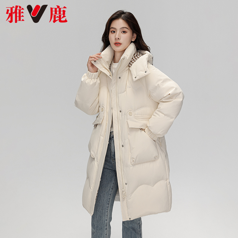 雅鹿中长款羽绒服女2023年冬季新款时尚保暖连帽柔软休闲外套收腰