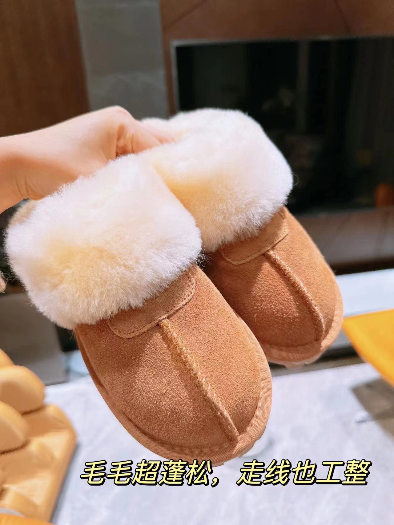 加绒面包鞋女式棉鞋东北雪地靴防水蓬松毛绒加厚保暖秋冬冬季时尚