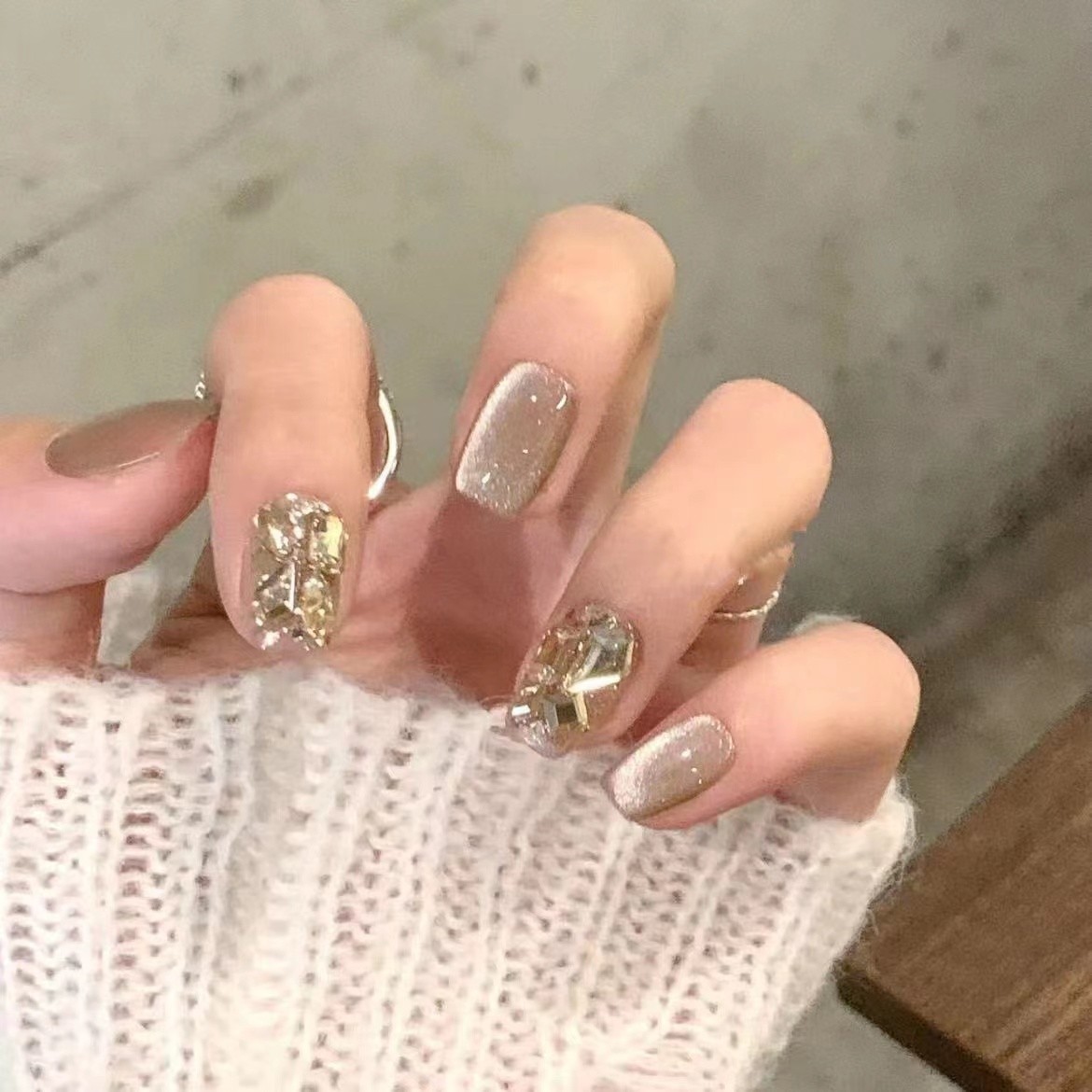 纯手工光疗美甲穿戴甲人间烟火重复使用美甲贴片显白穿戴式