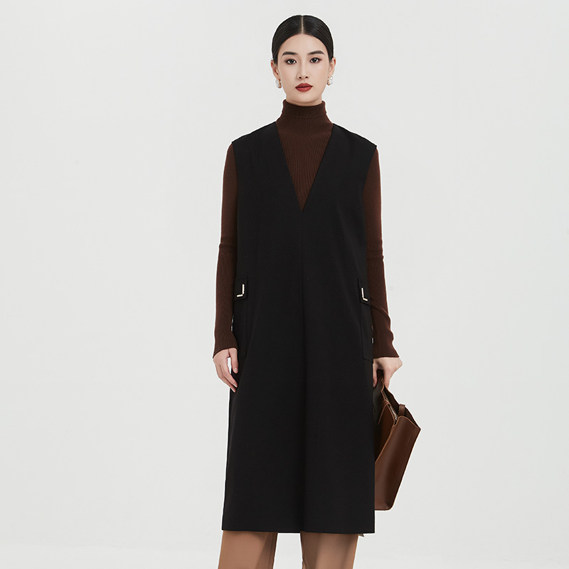 【晨晨专属】oudifufay V领通勤无袖背心连衣裙 AQ4AS177