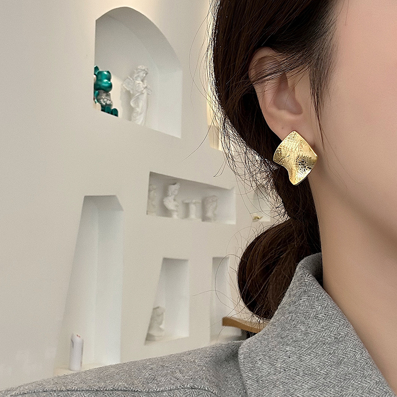 铜合金耳饰 原创小众设计高级感不规则欧美耳环女几何方形耳钉041