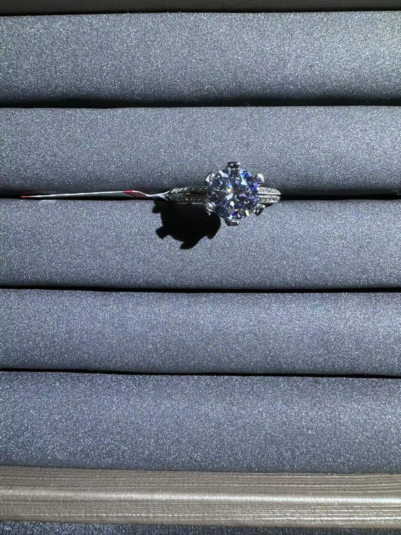 戒指 戒指【博茨瓦纳之恋】半壁江山2ct