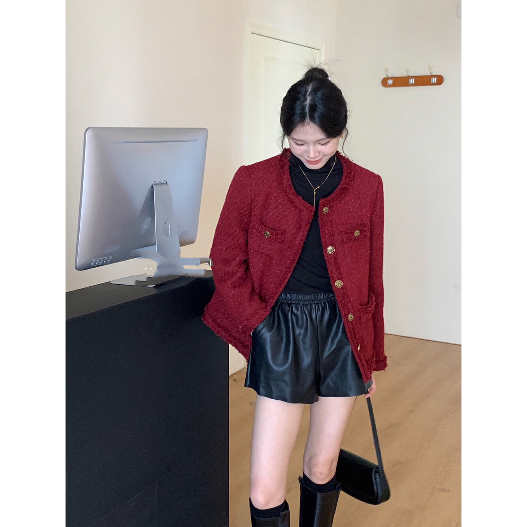 伊衣服饰 流苏铜扣加绒绒服小香外套 21AU5520