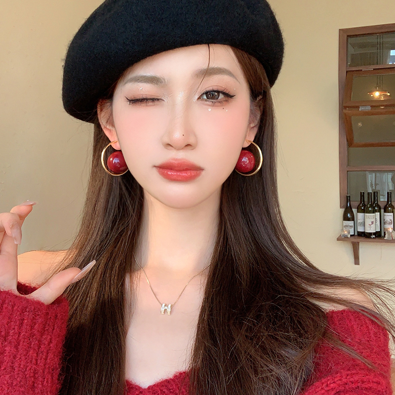 铜合金耳饰 个性夸张大珠耳钉女耳环小众设计感2023新款洋气耳饰