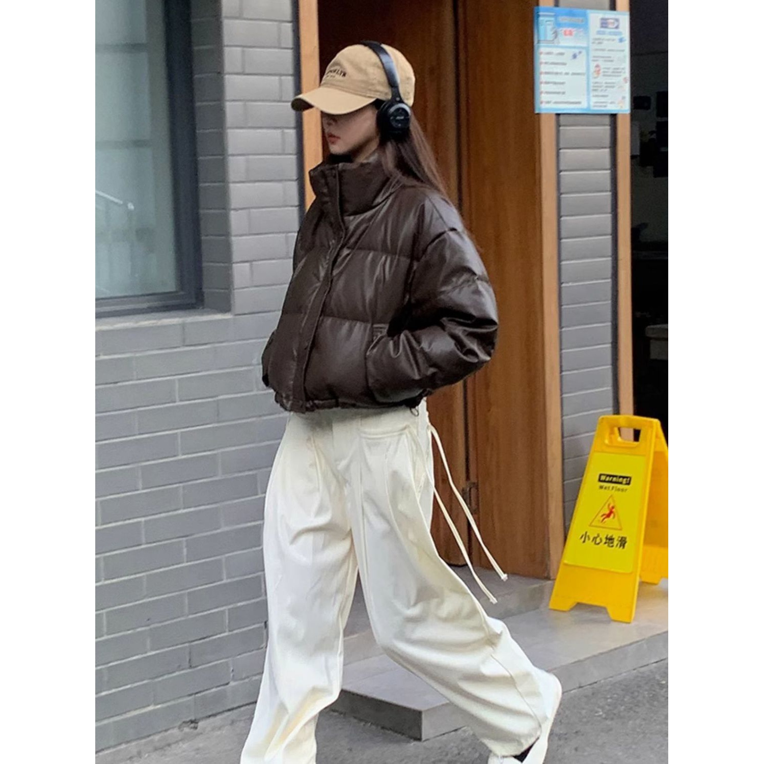 Vivi美拉德穿搭棉袄女2023新款短款立领PU皮冬季外套小个子棉衣棉