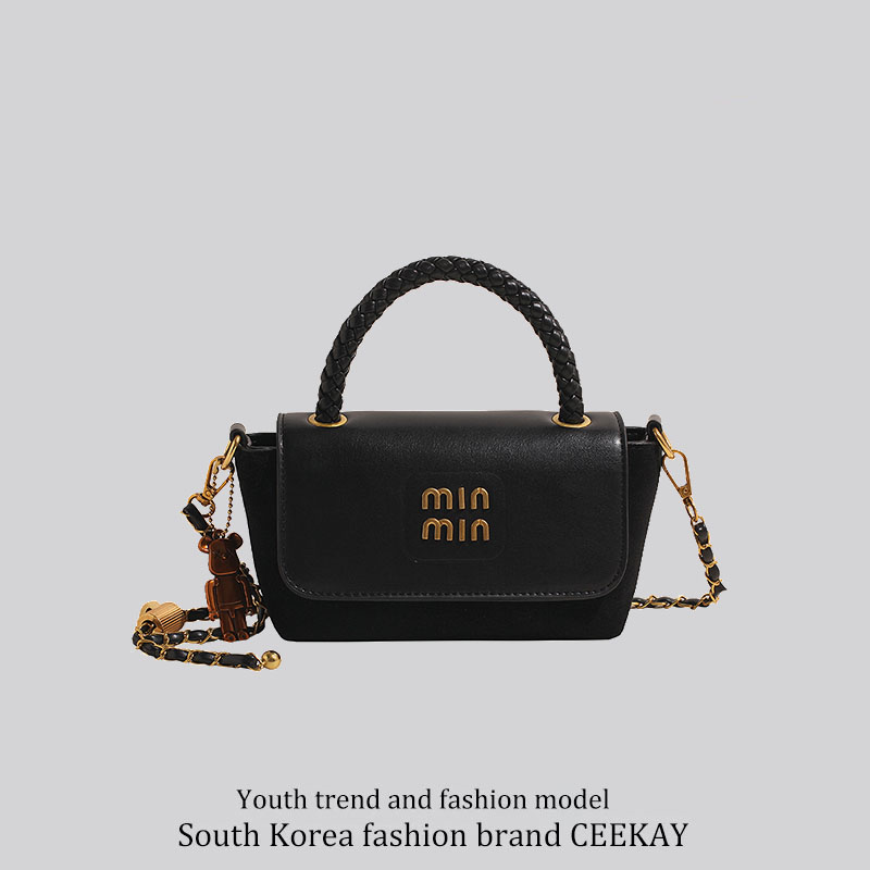 高级感斜挎包时尚超火手提小方包复古小包包女2024新款秋冬季百搭