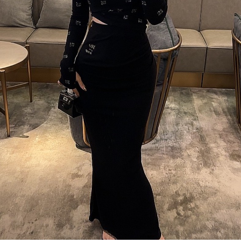 【O.S零小零】御姐性感黑色时尚烫钻高腰修身包臀鱼尾裙女高级感