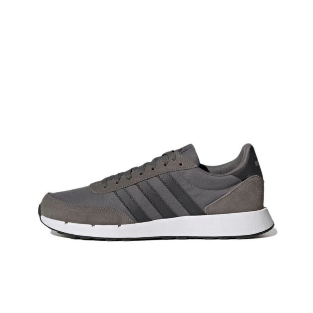 【周年庆专属】Adidas/阿迪达斯男子运动低帮透气休闲跑步鞋GX1740