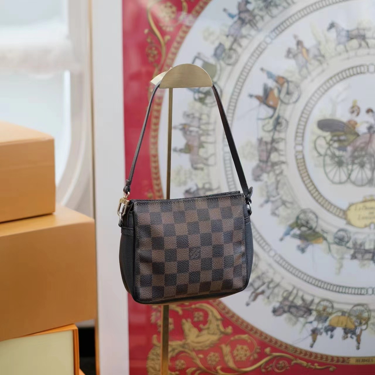 95新 LouisVuitton/路易威登 大有/lv 棋盘格小胖丁腋下包/56929