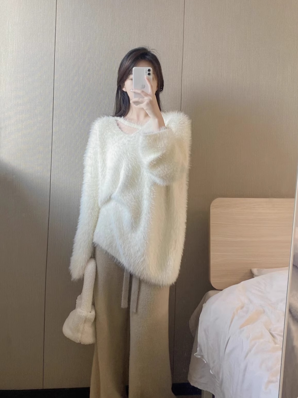 仿水貂绒V领套头毛衣女秋冬2023年软糯慵懒宽松外穿加厚针织上衣