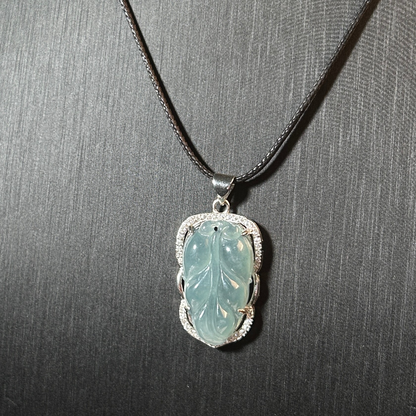 精品甄选 天然A货翡翠天空蓝气质精美叶子吊坠DT00355/多样性发货