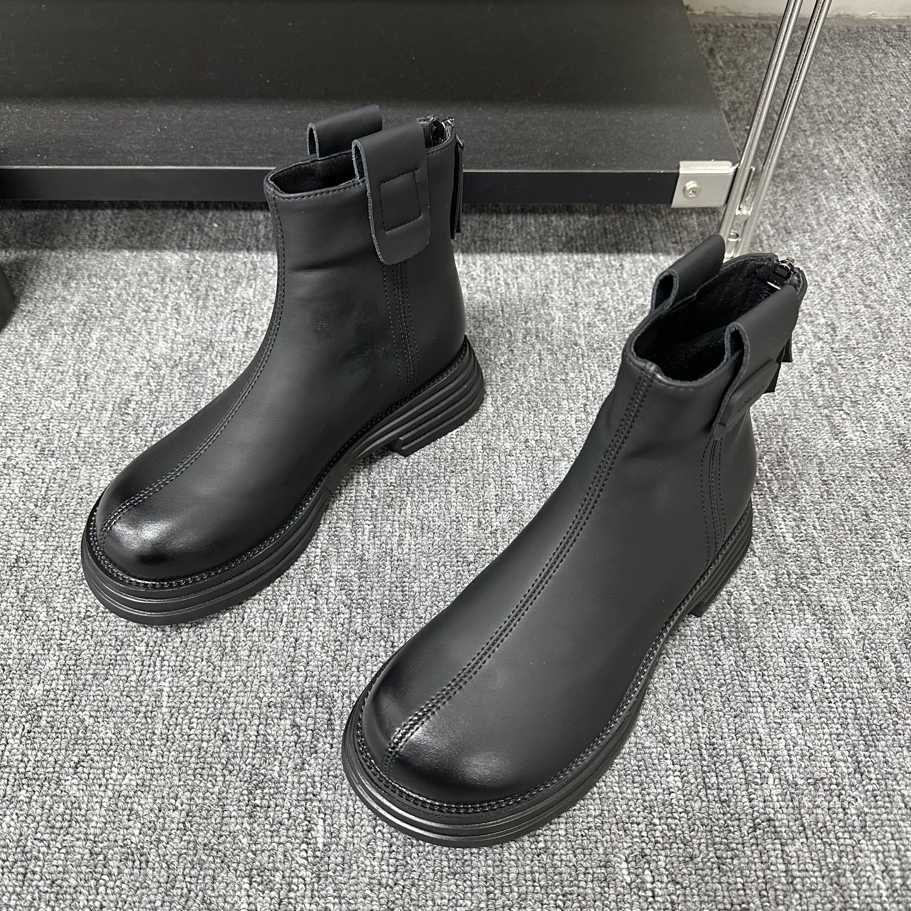 冬季新款马丁靴英伦风休闲短靴子女士烟筒靴 1082  X加绒